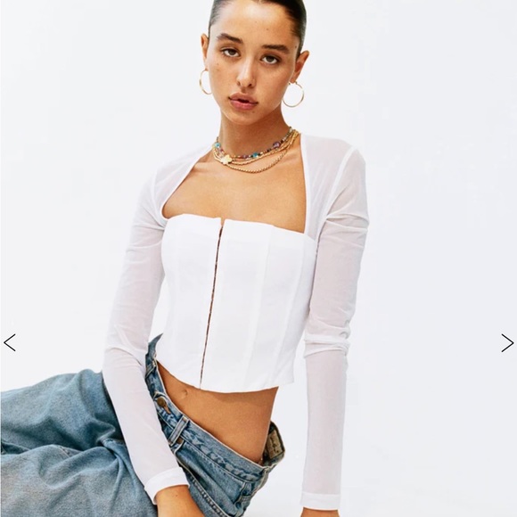 With JeanAI Top in Size S